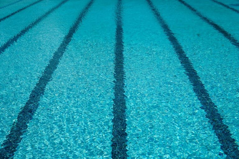 Piscine vide et dossier médical pour comprendre l’indemnisation après un accident